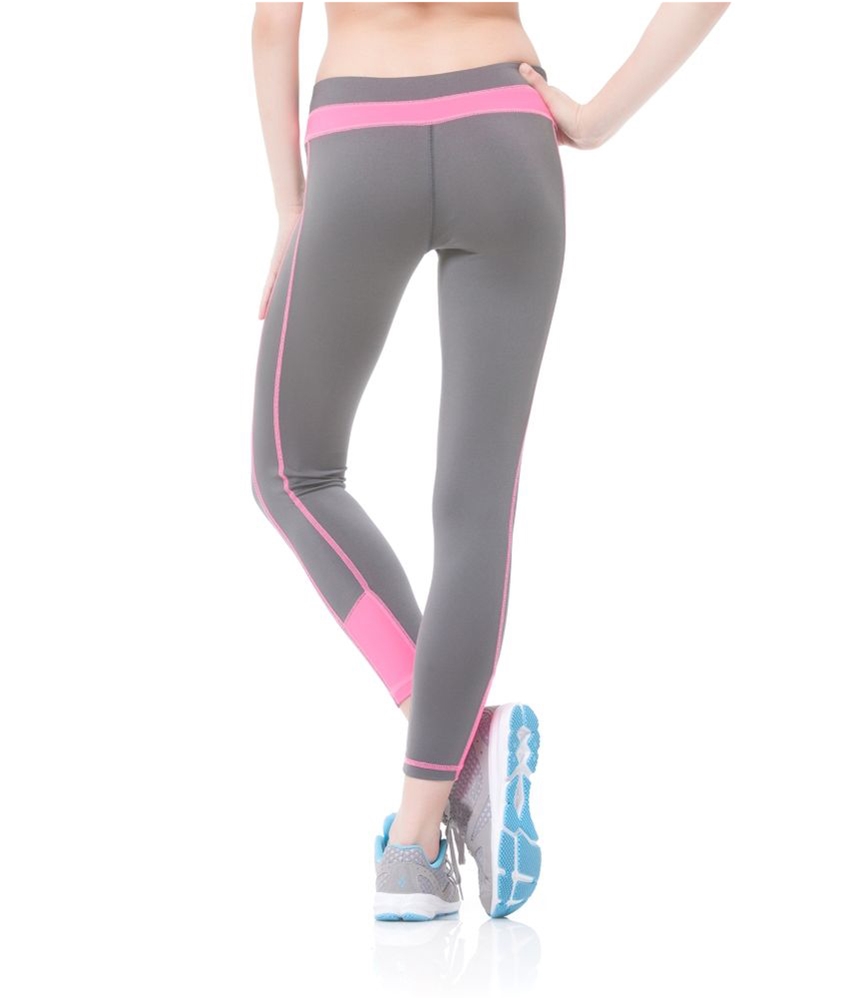 aero track pants